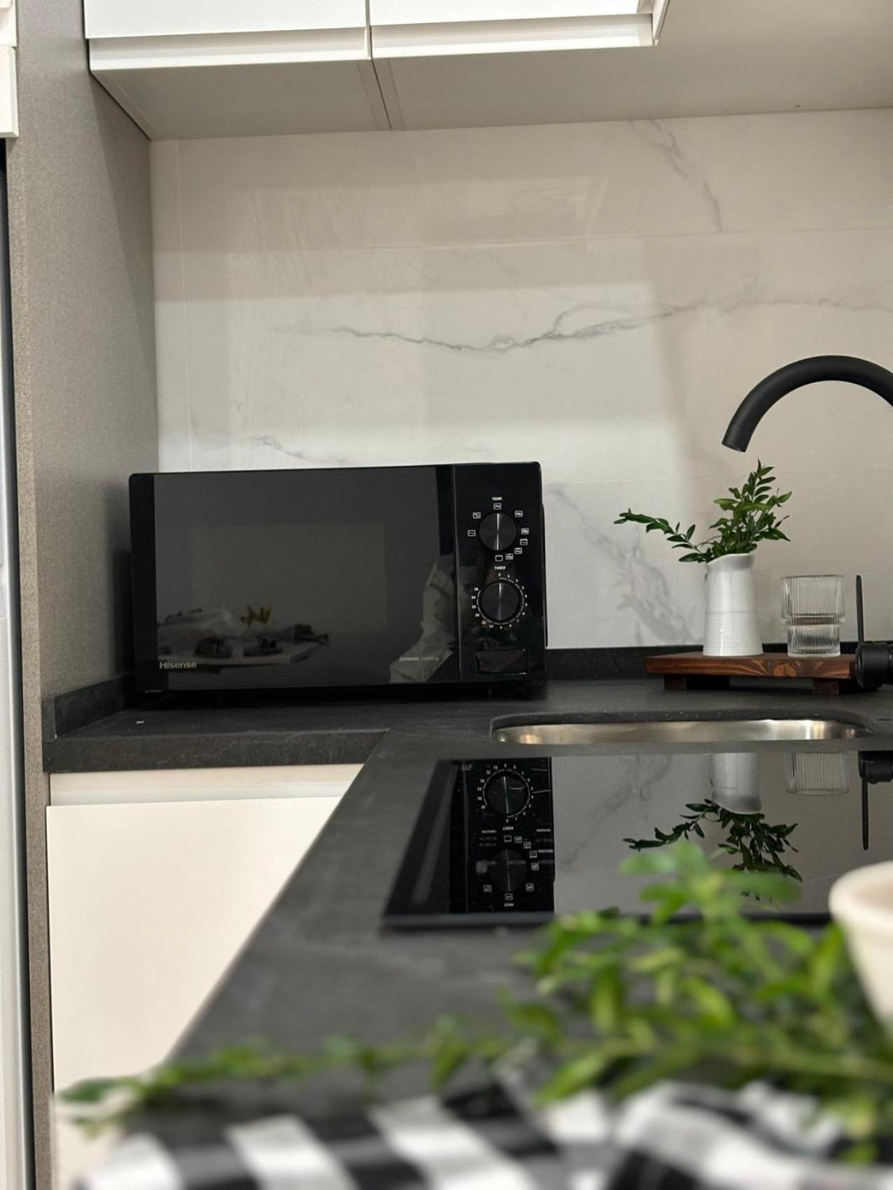 Victrix Homes Leon Luaran gambar