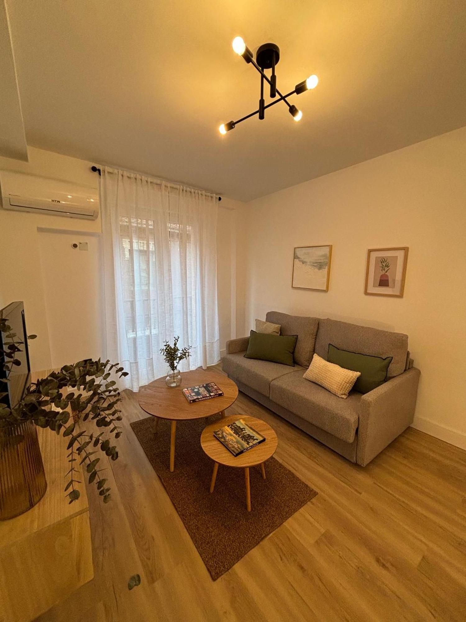 Victrix Homes Leon Luaran gambar