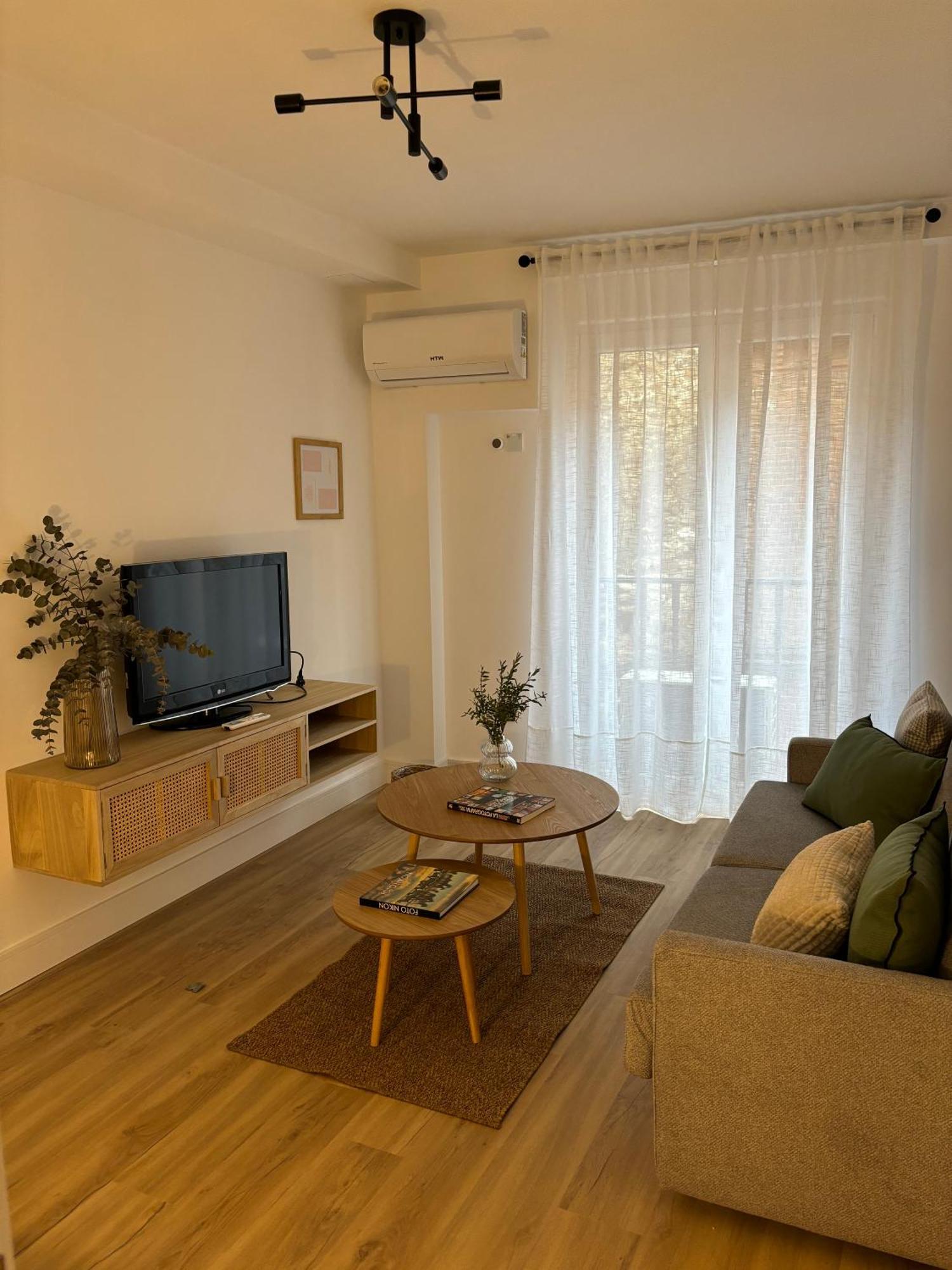 Victrix Homes Leon Luaran gambar
